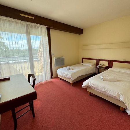 Auberge D'Andaines La Ferte-Mace エクステリア 写真